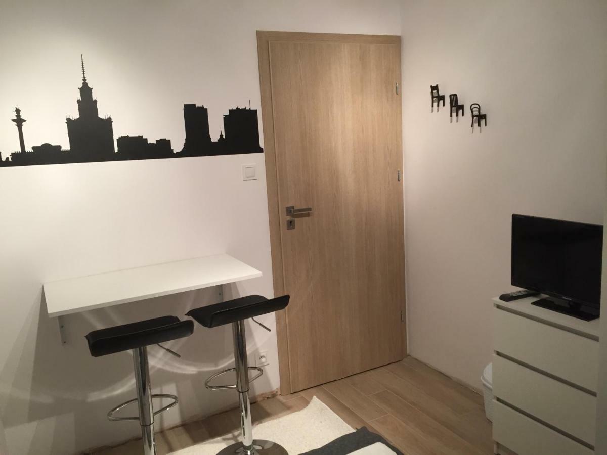 6 Cities Rooms Warsawa Bagian luar foto